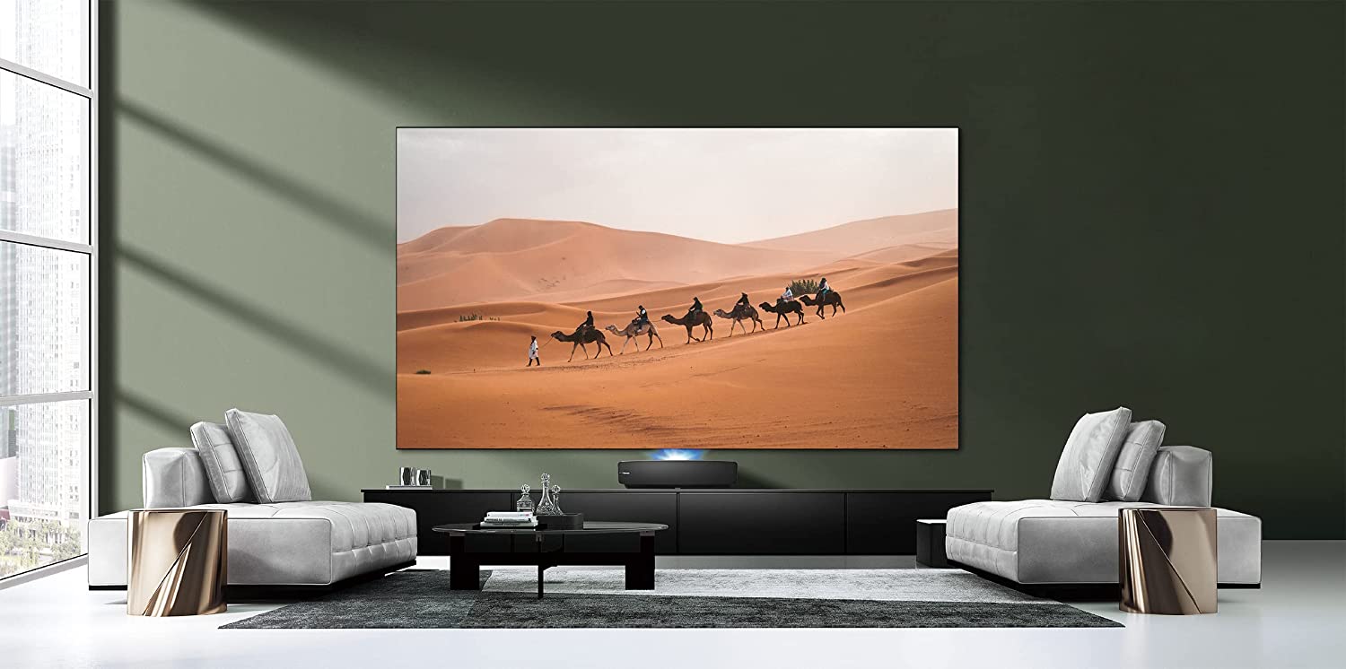Ensemble de Projecteur et toile Hisense 100’’ 2700 lumens 4K HDR10 Dolby Atmos Android (100L5G) - Les soldes du